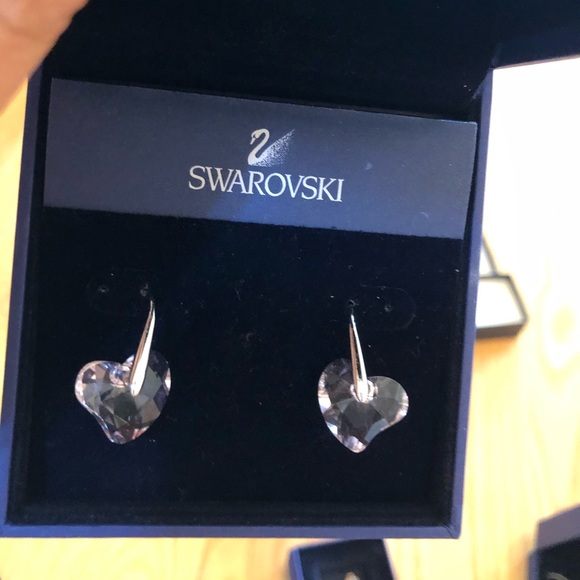 Swarovski pink crystal heart earrings - Picture 1 of 2